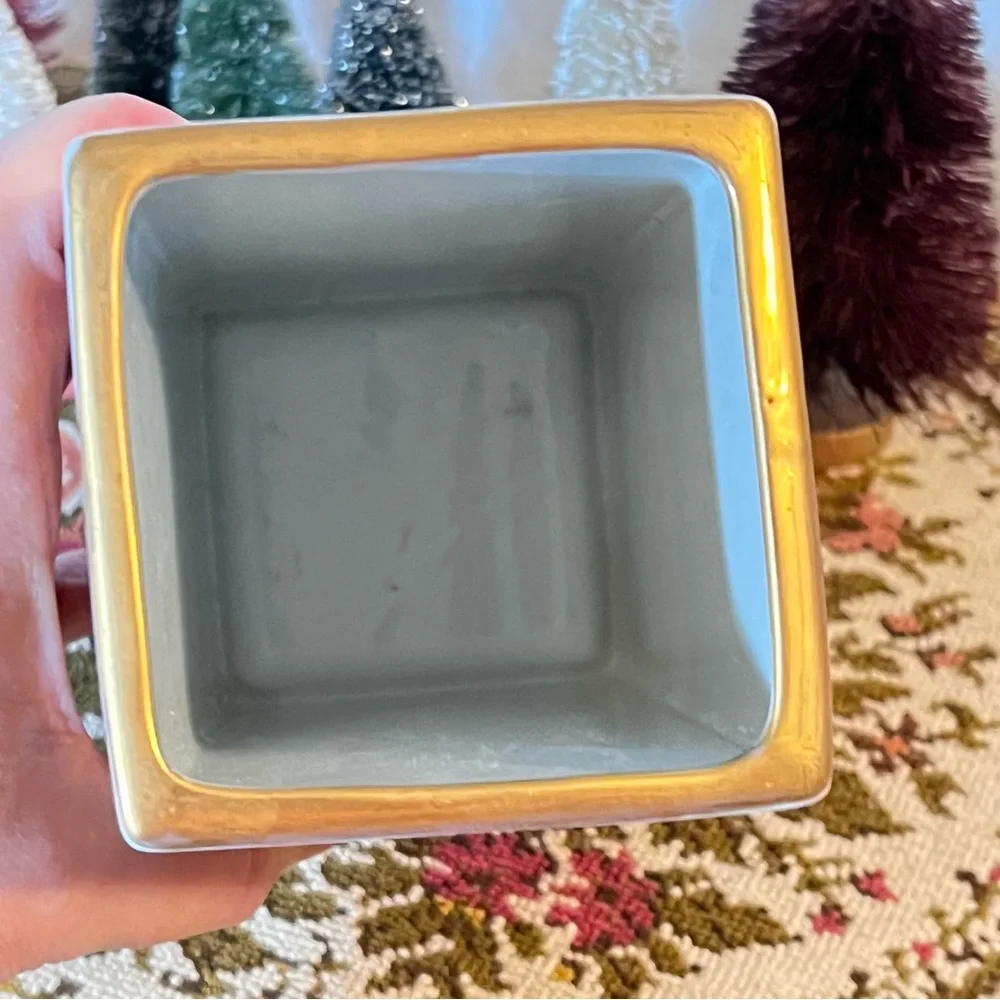 Vintage Japan Square Gold Gilt Vase with Rainbow Arch / Fish Scale Design